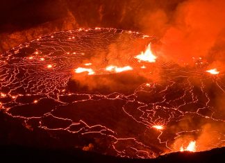 Vulcão havaiano Kilauea entra em erupção pela 1ª vez em quase um ano; veja FOTOS