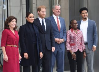 ‘Não seja como Bolsonaro, seja como Harry e Meghan’, diz prefeito de NY