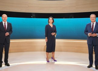 Boca de urna indica empate entre partido de Merkel e social-democratas