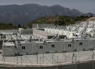 Grécia abre novo acampamento para migrantes em ilha em meio a endurecimento de política