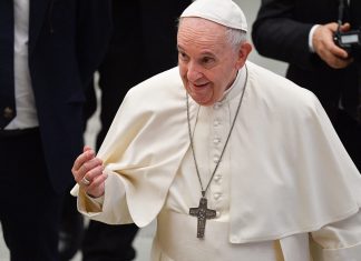 Papa Francisco volta a dizer que ‘aborto é homicídio’