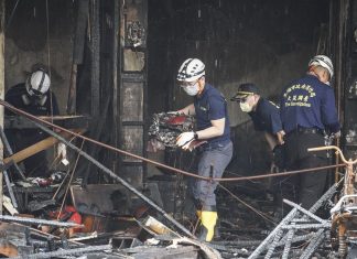 Casal de Taiwan é acusado de ser responsável por um incêndio que matou 46 pessoas por não ter apagado um incenso no quarto