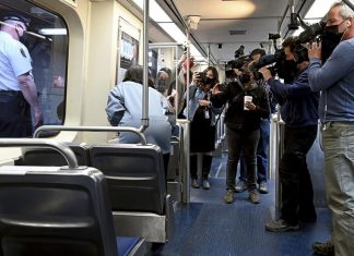 Passageiros que filmaram e não impediram estupro em metrô nos EUA não devem ser acusados