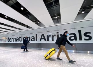 Reino Unido retira Brasil da ‘lista vermelha’ e viajantes vacinados não precisarão cumprir quarentena