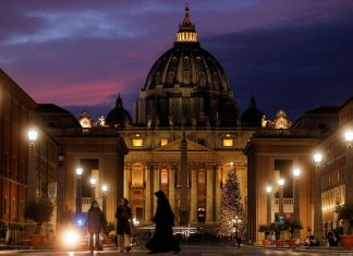 Tribunal do Vaticano absolve padres em caso de estupro em residência de crianças e adolescentes