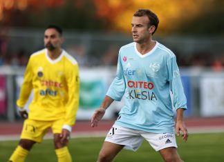 Macron faz gol de pênalti em jogo beneficente na França; veja vídeo