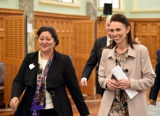 Primeira mulher maori toma assume como governadora-geral da Nova Zelândia