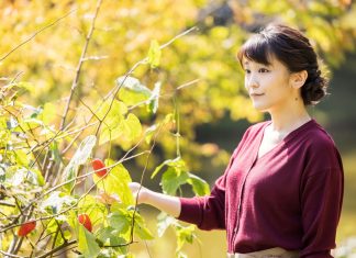Princesa Mako, do Japão, se casa com plebeu e deixa família imperial