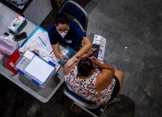 Porto Rico lidera a vacinação contra a Covid-19 nos EUA