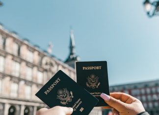 EUA emitem primeiro passaporte para pessoas não binárias