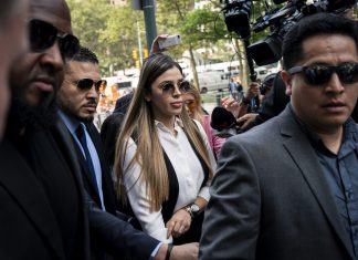 Emma Coronel, esposa de ‘El Chapo’, é condenada a três anos de prisão nos Estados Unidos