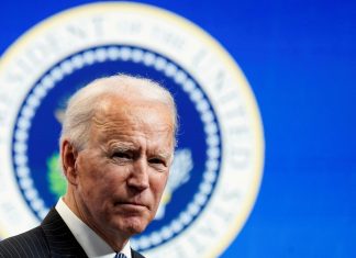 Por que Biden diz agora que busca a reeleição?