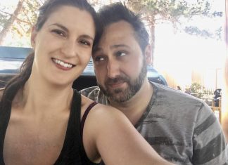 Casal processa clínica de fertilização nos EUA por trocar embriões