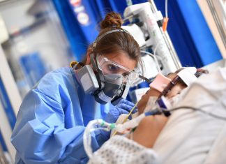 Reino Unido anuncia novas medidas para enfrentar variante ômicron