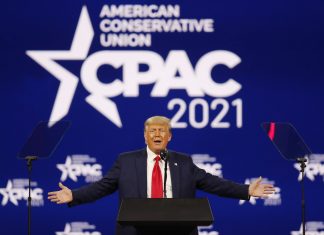 Donald Trump tenta bloquear acesso de deputados a suas declarações fiscais, mas Justiça dos EUA garante que documentos serão entregues