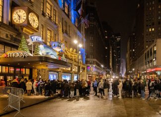 Prefeito de Nova York anuncia vacinação obrigatória para trabalhadores do setor privado