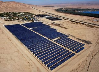 Empresa israelense usa ar e água para armazenar energia solar para a noite