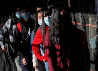 Hospitalização de crianças dispara nos EUA e cria novos temores da ômicron