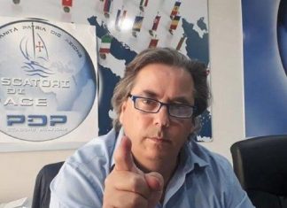 Líder de grupo negacionista italiano diz que vai se vacinar após quase ir para a UTI com Covid-19