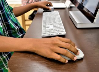 Mais de um terço da população mundial não tem conexão com a internet, segundo a ONU