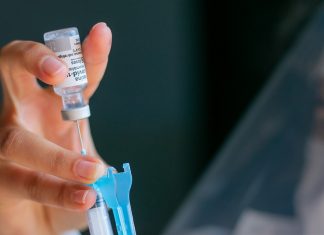 OMS: ‘Nenhum país vai superar a pandemia com doses de reforço’