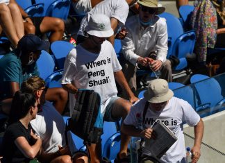 ‘Onde está Peng Shuai?’: Aberto da Austrália autoriza camisetas de apoio à tenista chinesa