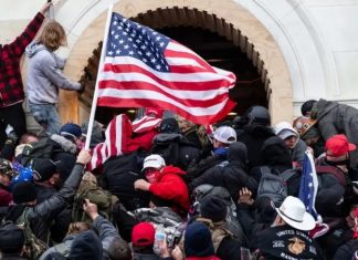 Um ano após invasão do Congresso, por que mais de 30 milhões ainda dizem que Trump venceu eleição