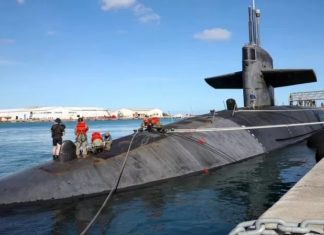 A rara aparição de um poderoso submarino nuclear dos EUA no Pacífico