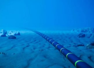 Como cabo submarino de internet rompido por vulcão em Tonga será consertado