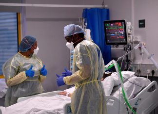 Reino Unido registra 438 mortes por Covid em 24 horas, maior número diário em mais de um ano