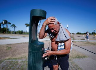 Capital argentina é atingida por blecaute em meio a onda de calor