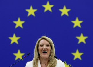 Roberta Metsola: deputada de Malta é eleita a nova presidente do Parlamento Europeu