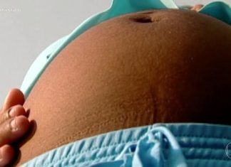 Israel permite que casais gays e homens solteiros contratem barriga de aluguel