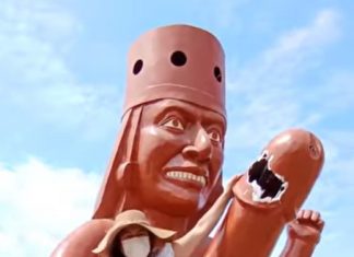 Estátua com pênis gigante é vandalizada no Peru