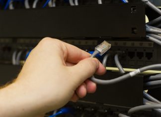 Chinês é condenado por queimar cabo de internet por conexão lenta