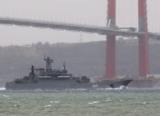 Rússia envia navios de guerra para o Mar Negro