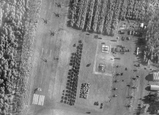 Imagens de satélite mostram mais tropas e helicópteros em Belarus