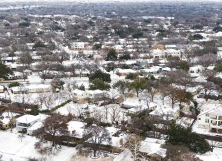 Nevasca deixa 350 mil casas sem energia nos EUA; 9 mil voos foram cancelados