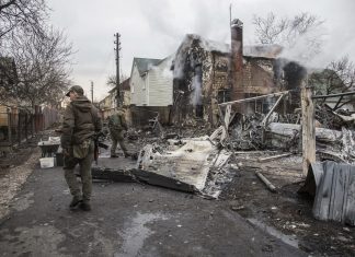 Guerra na Ucrânia: ataques da Rússia entram no 3º dia