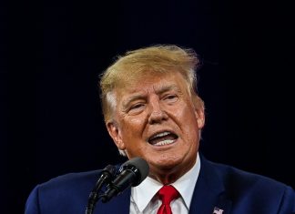 Após chamar ação de Putin na Ucrânia de ‘genial’, Trump muda tom e chama ataque russo de ‘terrível’