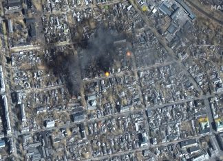 Imagens de satélite mostram destruição em Mariupol, na Ucrânia