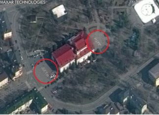 Há sobreviventes entre abrigados em teatro de Mariupol atingido por bombardeio, diz Ucrânia