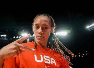 Jogadora de basquete Brittney Griner é presa na Rússia, acusada de tráfico de drogas