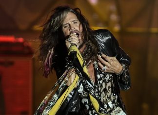 Steven Tyler entra em clínica de reabilitação e Aerosmith cancela shows