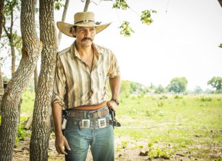 Guito Show, o Tibério de ‘Pantanal’, fica surpreso ao virar ‘muso’ no 1º papel: ‘No meio de uma ‘galãzada”