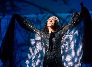 Marisa Monte canta samba de Carlinhos Brown como oração ao Rio na temporada carioca do show ‘Portas’