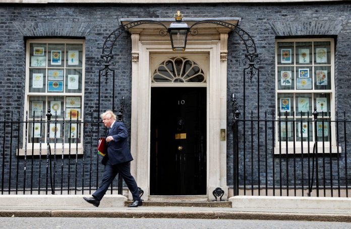 2022-05-25t105741z-800365942-rc2aeu9qcce8-rtrmadp-3-britain-politics-pmqs-scaled