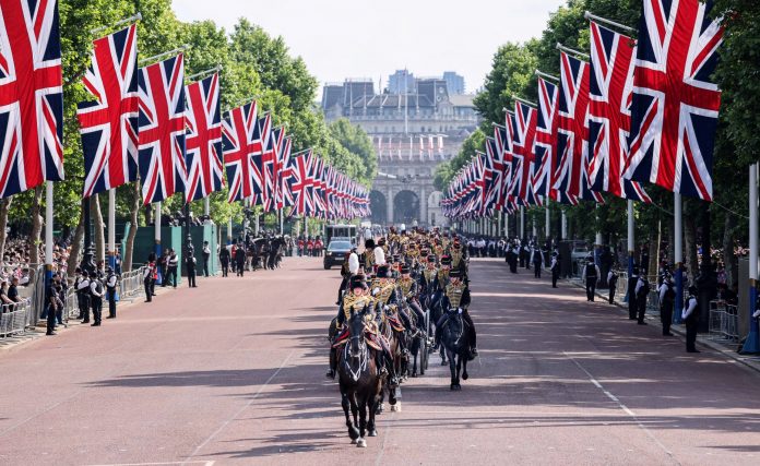 2022-06-02t103857z-867107838-rc2lju9fzg57-rtrmadp-3-britain-royals-platinum-jubilee-scaled