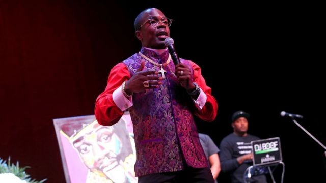 bispo-lamor-whitehead-em-funeral-do-rapper-biz-markie-em-2021