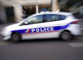 Corpo de adolescente é encontrado dentro de um baú em Paris; quatro suspeitos detidos